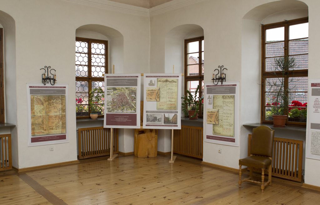 29.09.2013 bis 20.10.2013: 2. Wanderausstellung Kulturherbst im Eibelstädter Rathaus
